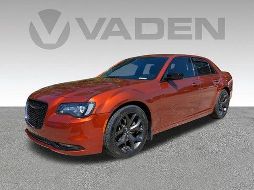 2020 Chrysler 300 Touring