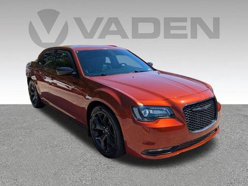 2020 Chrysler 300 Touring
