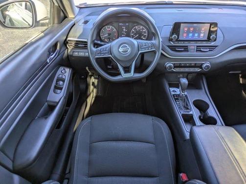 2022 Nissan Altima 2.5 S