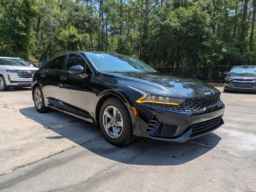 2022 Kia K5 LXS