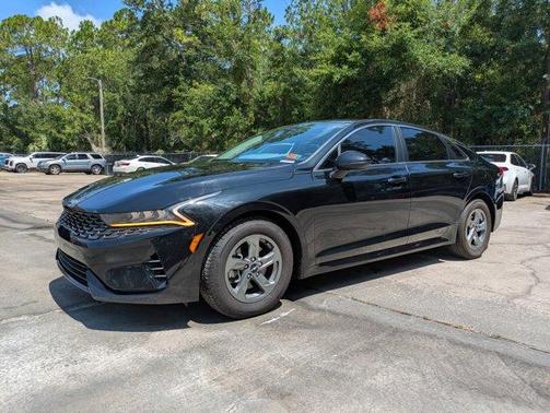2022 Kia K5 LXS