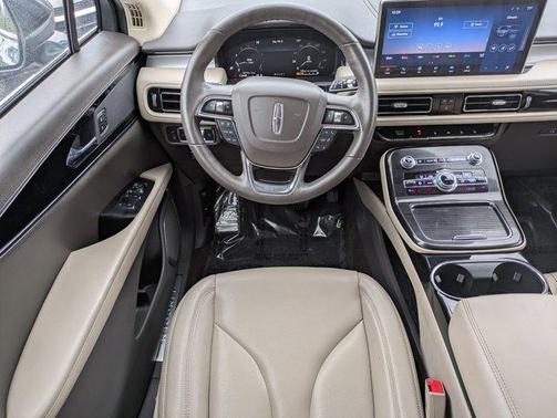 2022 Lincoln Nautilus Standard