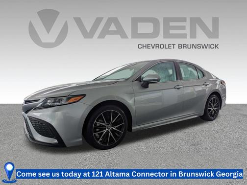 Ice Cap 2023 Toyota Camry SE