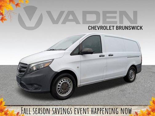2017 Mercedes-Benz Metris Base
