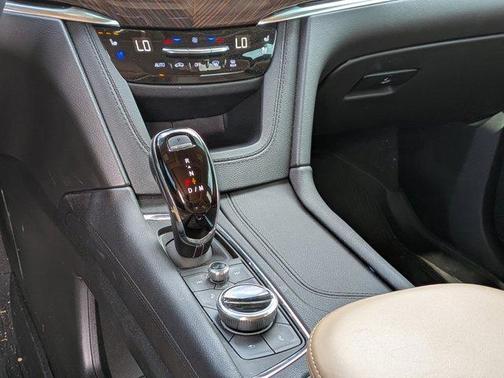 2024 Cadillac XT6 Premium Luxury AWD