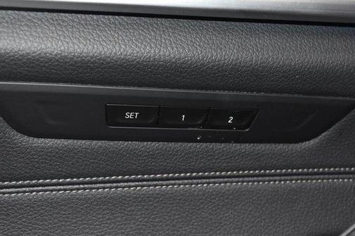 Dark Graphite Metallic 2023 BMW 530e 530e xDrive