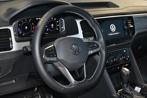 2023 Volkswagen Atlas Cross Sport 3.6L V6 SE w/Technology