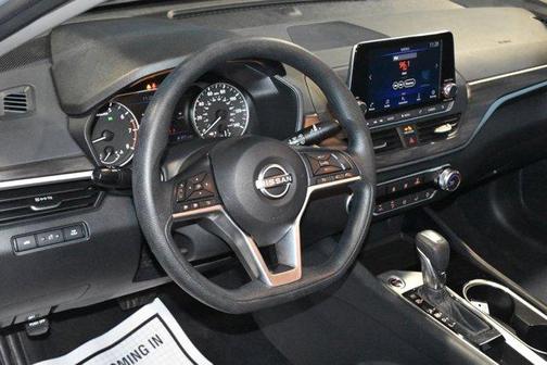 Brilliant Silver Metallic 2024 Nissan Altima 2.5 SV