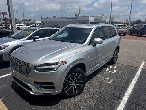 2021 Volvo XC90 Recharge Plug-In Hybrid T8 Inscription Expression 7 Passenger