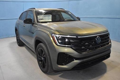 2026 Volkswagen Atlas Cross Sport 2.0T SEL R-Line Black