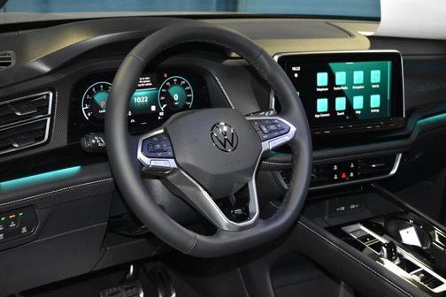 2026 Volkswagen Atlas Cross Sport 2.0T SEL R-Line Black