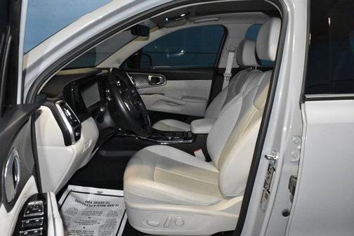 Wolf Gray 2023 Kia Sorento SX