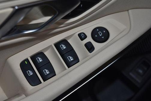 2026 BMW 330 I XDrive NA