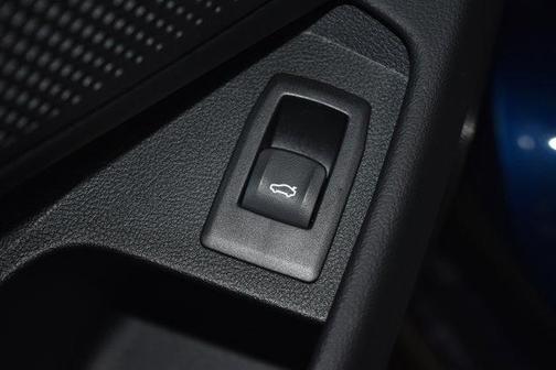 2026 BMW 330 I XDrive NA