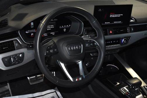 2022 Audi A4 45 S line Prestige