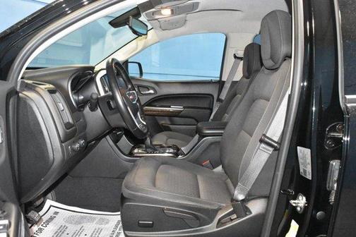 Onyx Black 2022 GMC Canyon Elevation