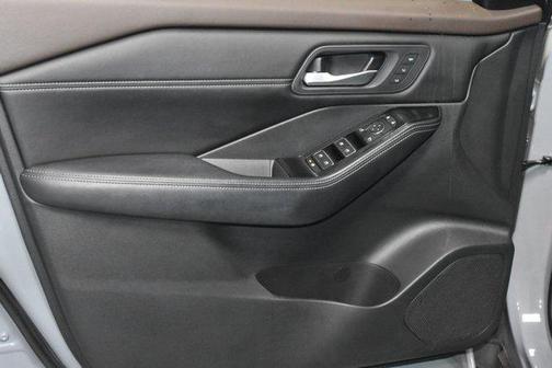 Boulder Gray Pearl 2023 Nissan Rogue SL