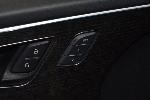 2021 Audi Q8 55 Premium Plus