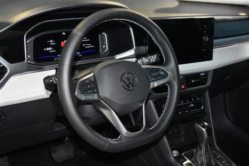 2025 Volkswagen Taos 1.5T SEL