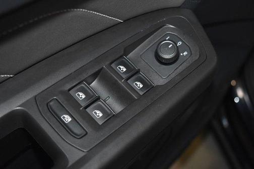 2022 Volkswagen Atlas Cross Sport 3.6L V6 SEL