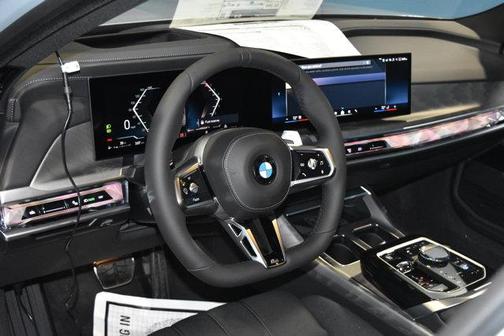 2026 BMW 740 i xDrive