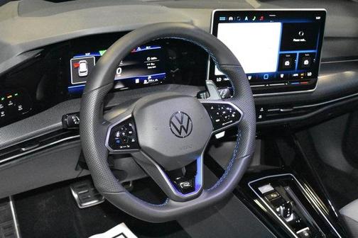 Black 2026 Volkswagen Golf R 2.0T
