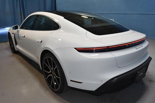 Carrara White Metallic 2024 Porsche Taycan 4S