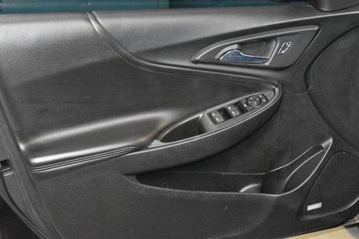 Mosaic Black Metallic 2017 Chevrolet Malibu 1LT