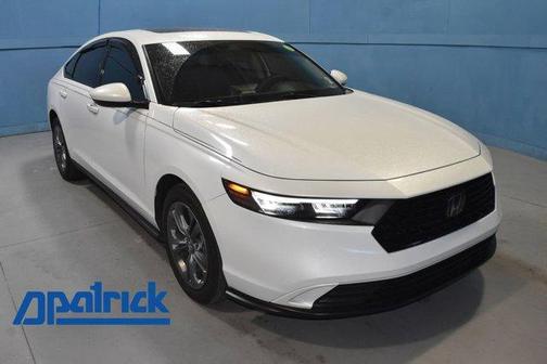 Platinum White Pearl 2023 Honda Accord EX