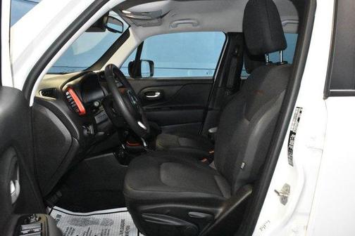 2023 Jeep Renegade Trailhawk