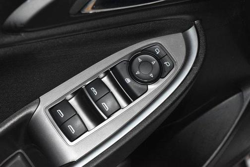Summit White 2024 Chevrolet Malibu LT