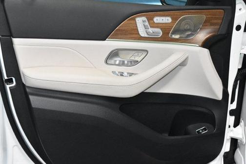 Polar White 2025 Mercedes-Benz GLE 450 4MATIC
