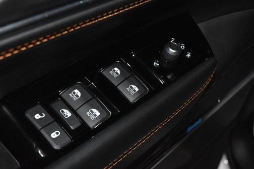 2024 Jeep Grand Wagoneer L Series III