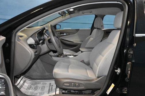 Mosaic Black Metallic 2020 Chevrolet Malibu LT