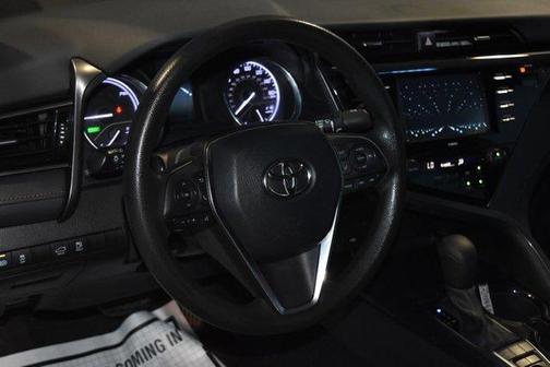 2020 Toyota Camry Hybrid LE