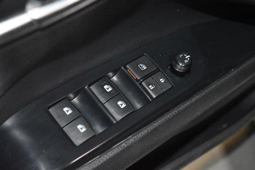 2020 Toyota Camry Hybrid LE
