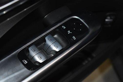 Selenite Gray Metallic 2023 Mercedes-Benz C-Class C 300 4MATIC