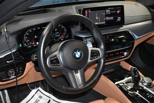 2022 BMW M550 i xDrive