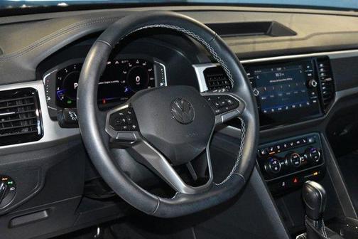 2023 Volkswagen Atlas 3.6L SE w/Technology