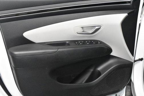 White Pearl 2024 Hyundai TUCSON SEL