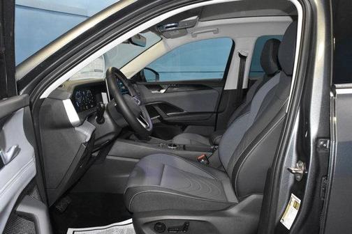 Platinum Gray Metallic 2026 Volkswagen Tiguan 2.0T SE