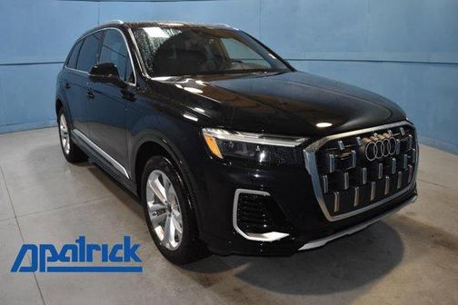 2025 Audi Q7 55 Premium Plus
