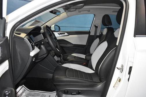 Pure White 2026 Volkswagen Taos 1.5T SEL