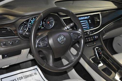 2017 Buick LaCrosse Essence