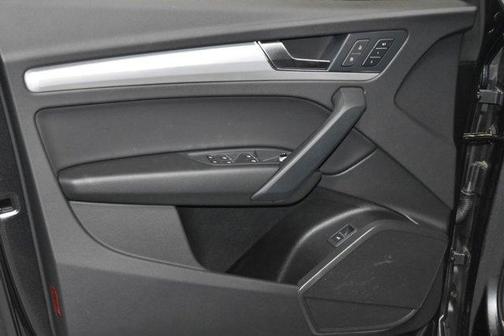 2024 Audi Q5 45 S line quattro Premium