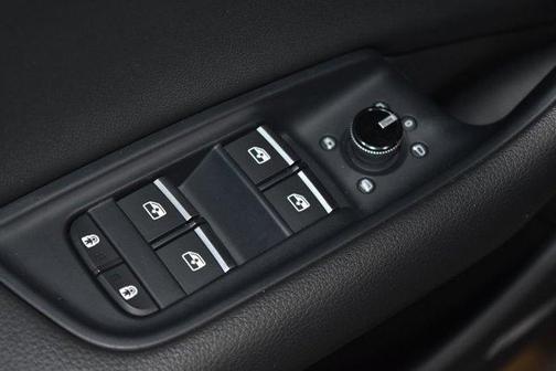 2021 Audi Q8 55 Premium Plus