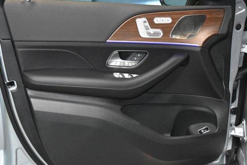 2026 Mercedes-Benz GLS 450 4MATIC