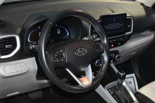 2024 Hyundai VENUE SEL