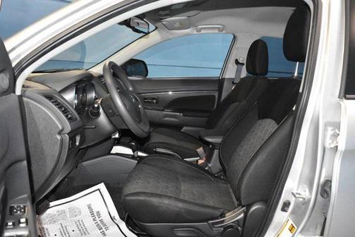 2024 Mitsubishi Outlander Sport ES