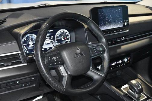 2024 Mitsubishi Outlander PHEV SE Ralliart